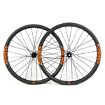 26er Hand-built Endro Downhill carbon fiber wheelset 38mm wide tubeless compatible