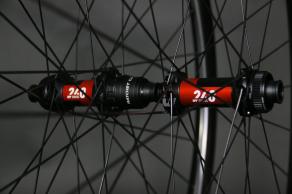 DT-Swiss-240-exp-mtb-boost-hubs